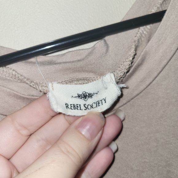 🏵 Beautiful Butterfly Tee - Picture 5 of 5